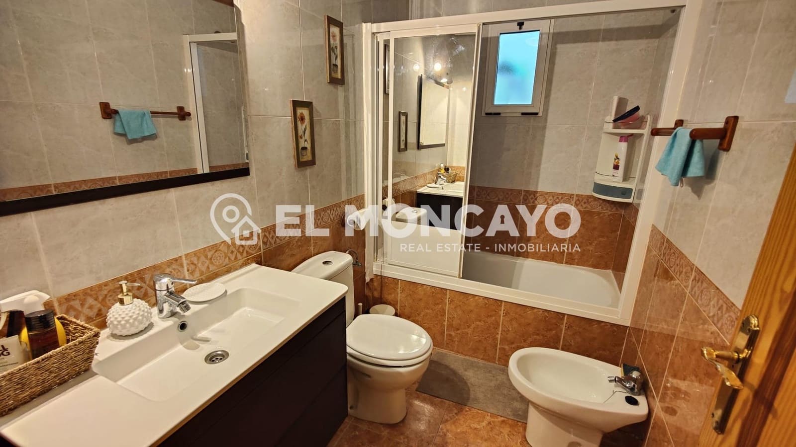 Apartamento de 2 habitaciones en Torrevieja en venta - 145.000 € (Ref: 9770592)