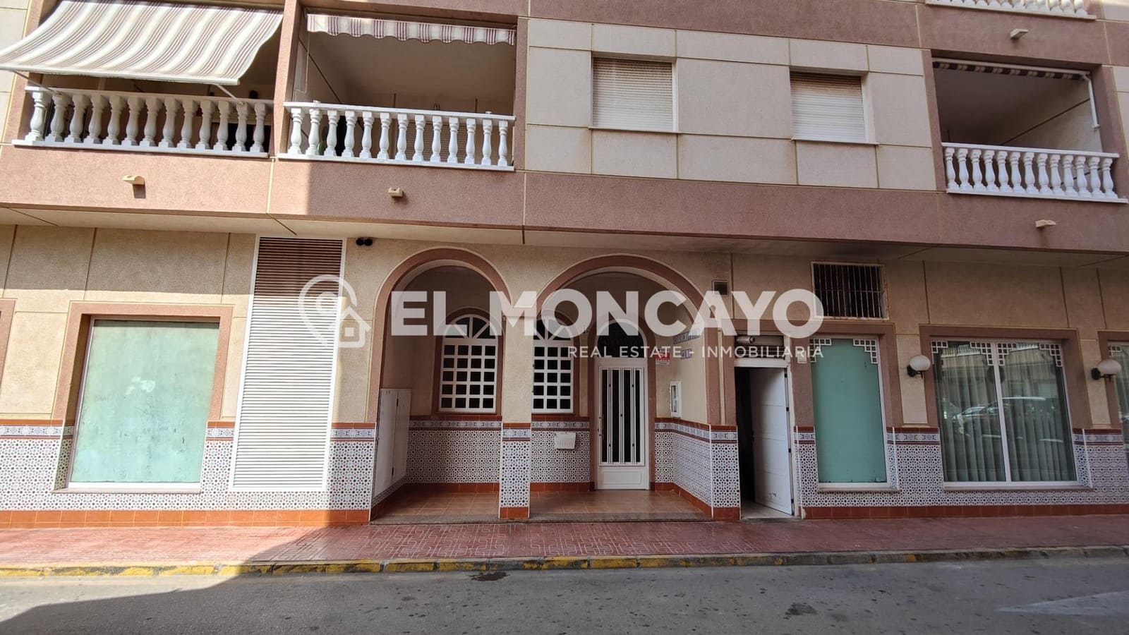Apartamento de 2 habitaciones en Torrevieja en venta - 145.000 € (Ref: 9770592)