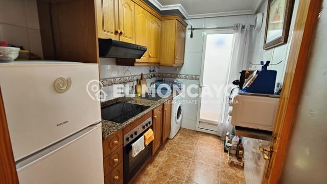Apartamento de 2 habitaciones en Torrevieja en venta - 145.000 € (Ref: 9770592)