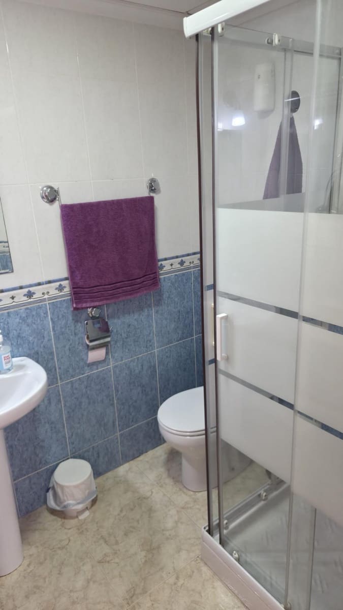 Ático de 4 habitaciones en Guardamar del Segura en venta - 268.000 € (Ref: 9783063)