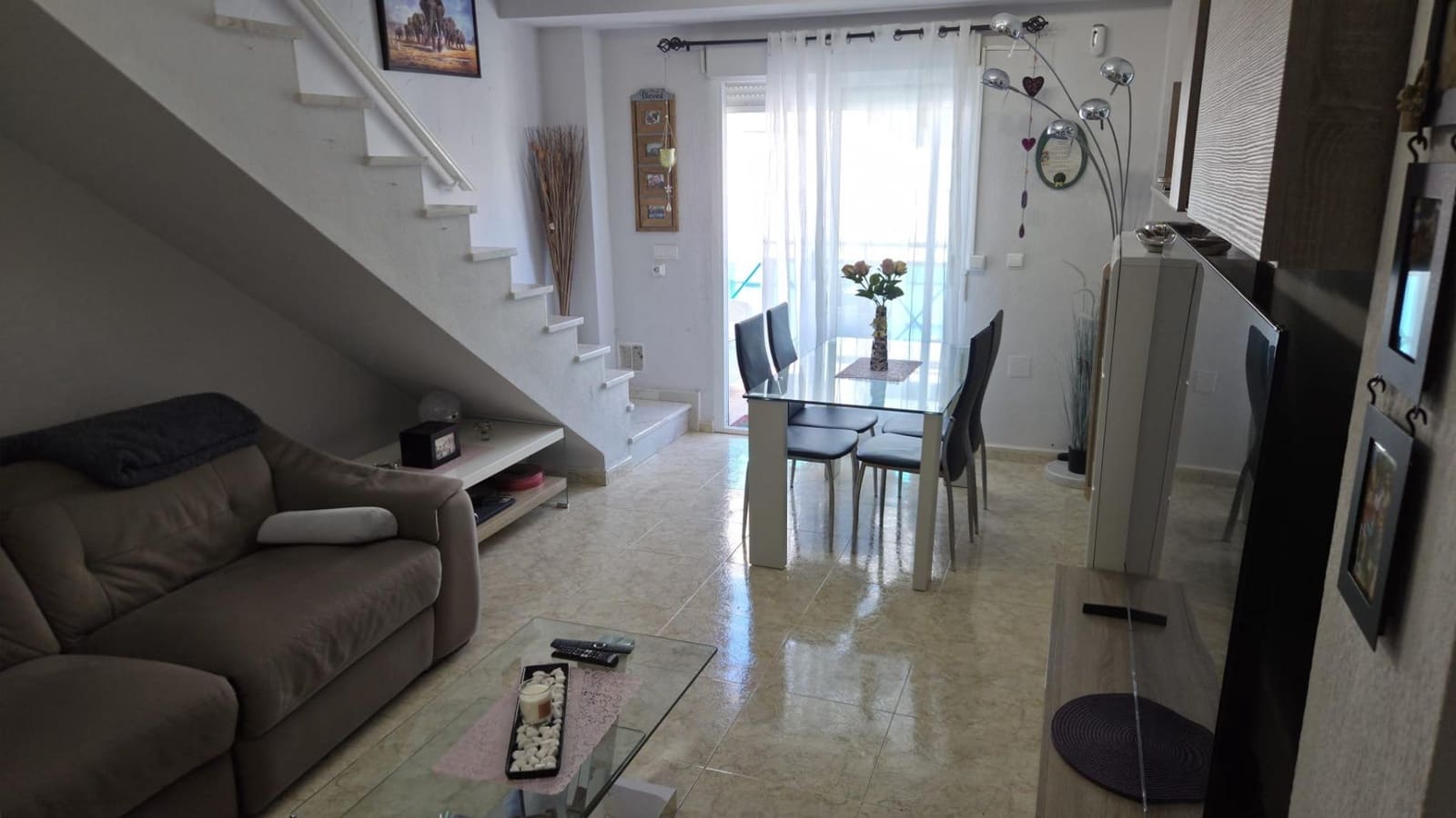 Ático de 4 habitaciones en Guardamar del Segura en venta - 268.000 € (Ref: 9783063)