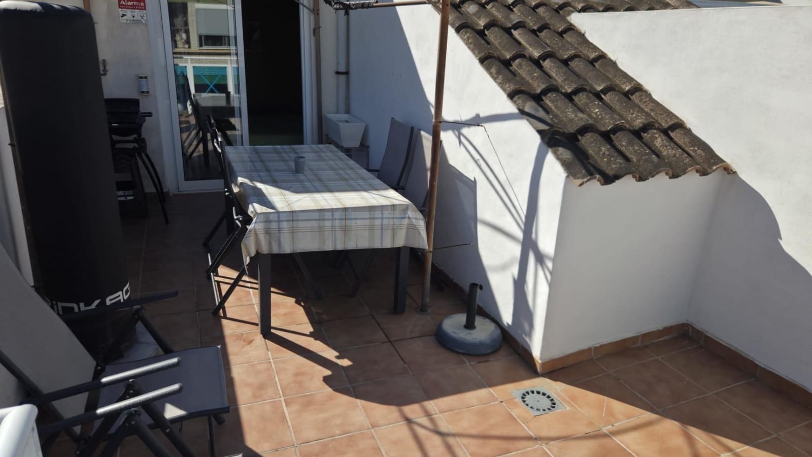 Ático de 4 habitaciones en Guardamar del Segura en venta - 268.000 € (Ref: 9783063)