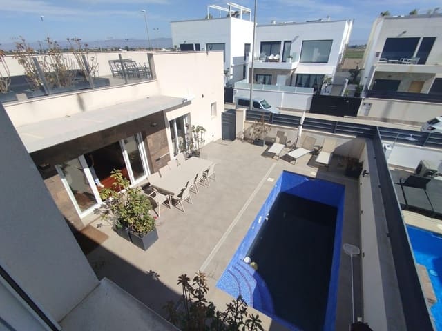 2 slaapkamer Halfvrijstaande villa te koop in Daya Vieja met zwembad - € 520.000 (Ref: 9783615)