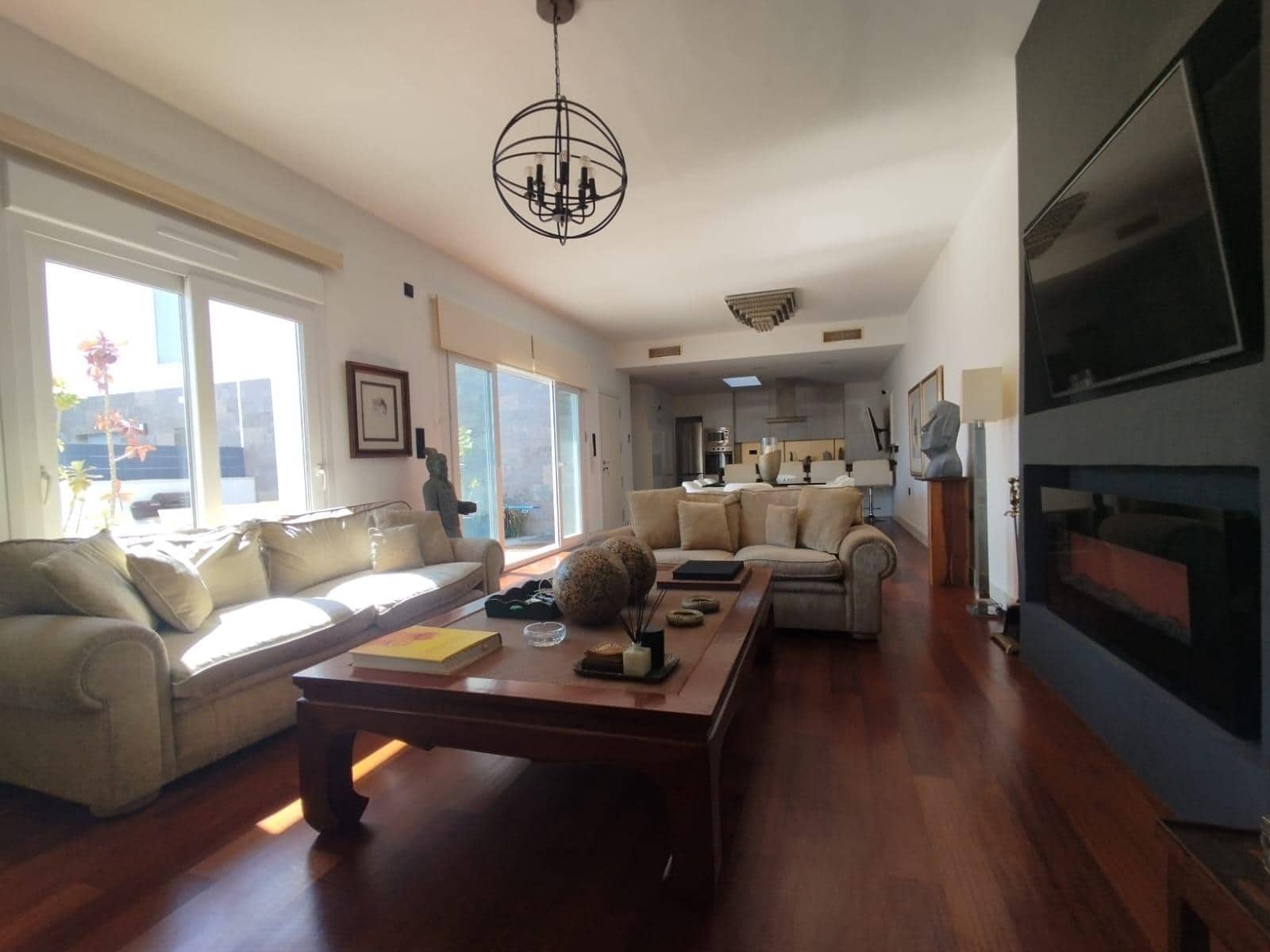 2 bedroom Semi-detached Villa for sale in Daya Vieja with pool - € 520,000 (Ref: 9783615)