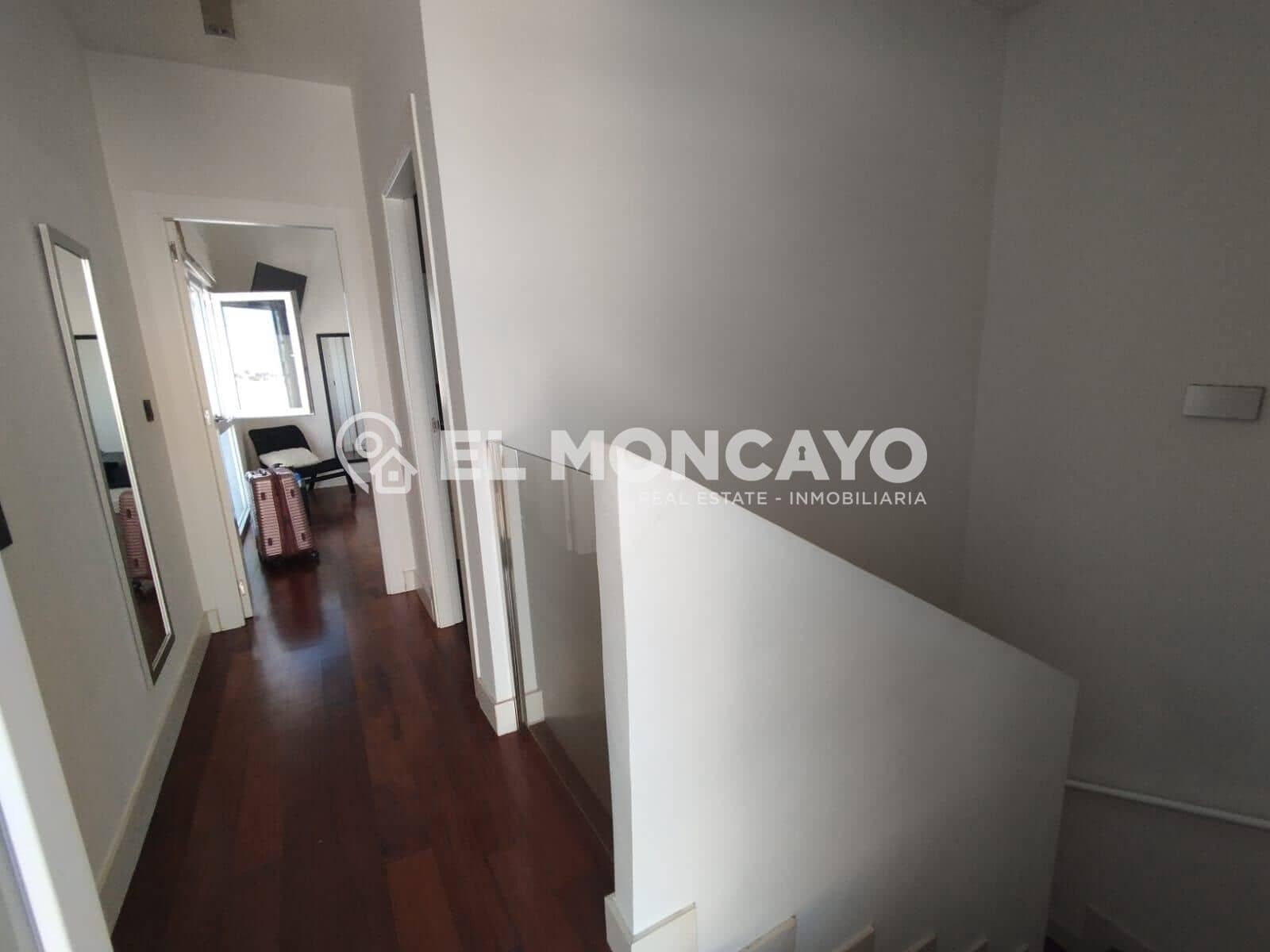 2 sypialnia Dom szeregowy na sprzedaż w Daya Vieja z basenem - 520 000 € (Ref: 9783615)