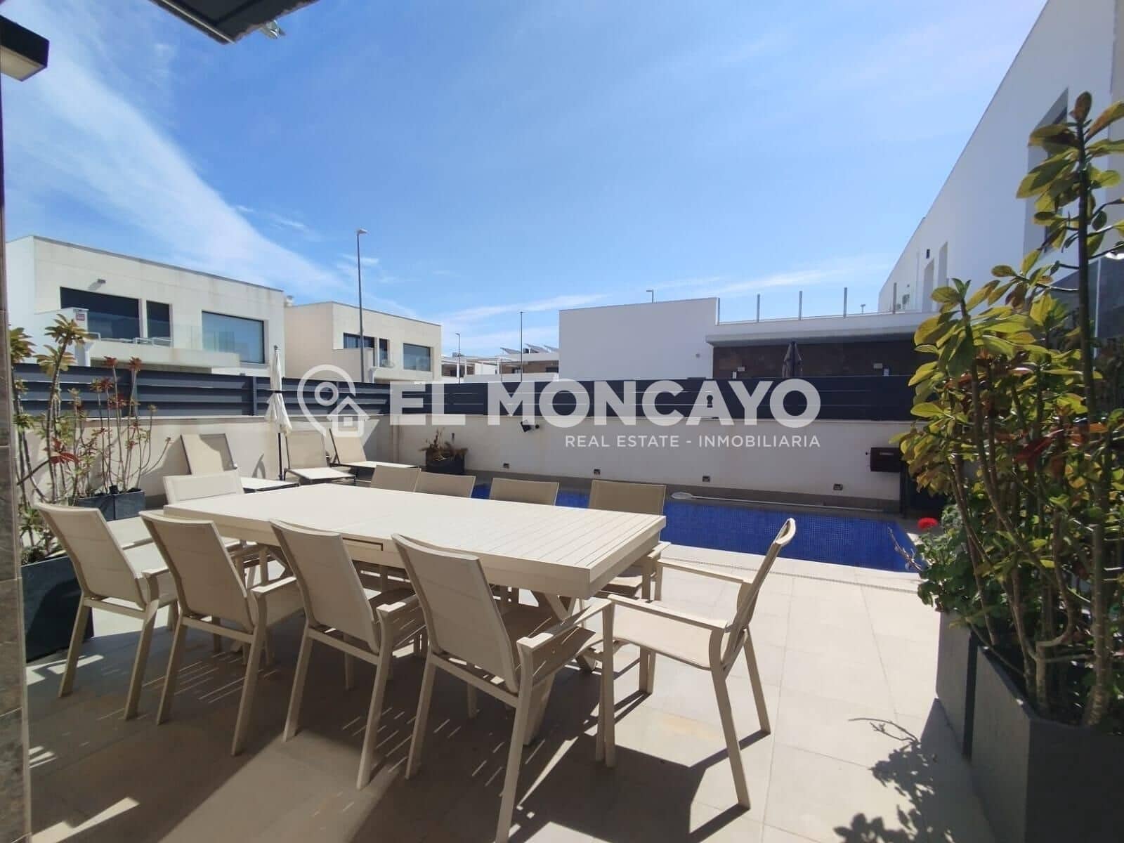 2 sypialnia Dom szeregowy na sprzedaż w Daya Vieja z basenem - 520 000 € (Ref: 9783615)