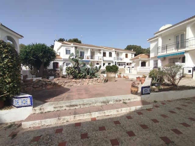 Terraced Villa for sale in La Zenia, Orihuela - € 169,000 (Ref: 9790991)