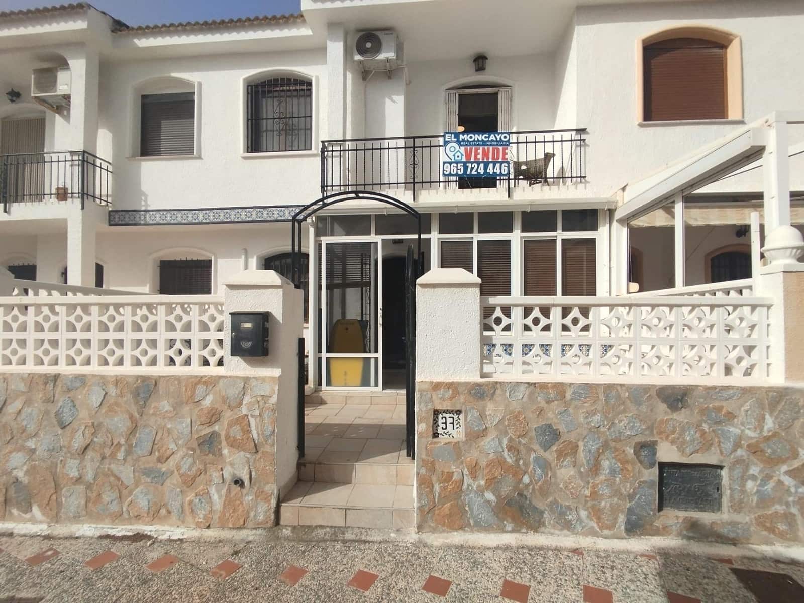 Terraced Villa for sale in La Zenia - € 169,000 (Ref: 9790991)
