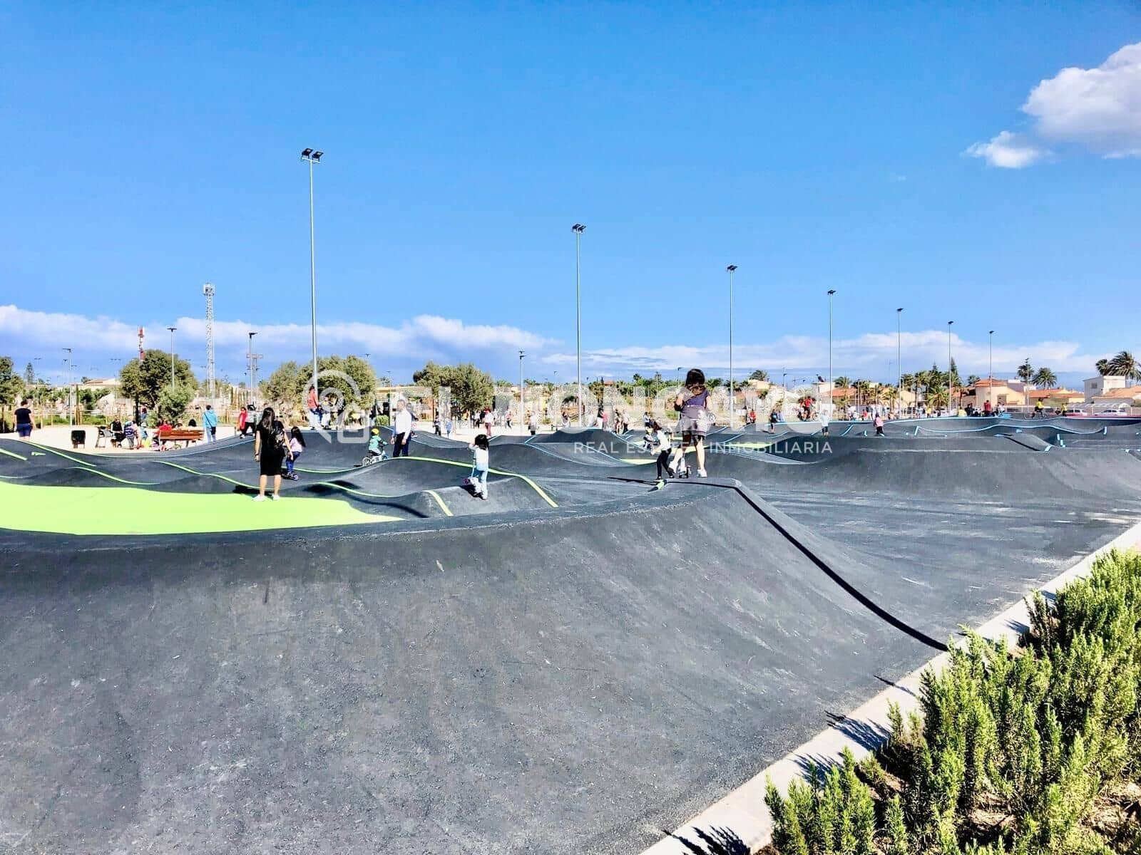 3 slaapkamer Bungalow te koop in El Raso met zwembad garage - € 319.000 (Ref: 9790992)