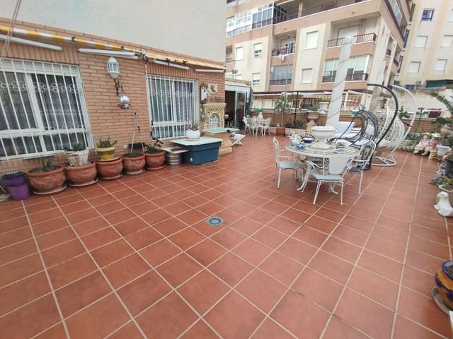 3 camera da letto Appartamento in vendita in Guardamar del Segura con garage - 275.000 € (Rif: 9804244)