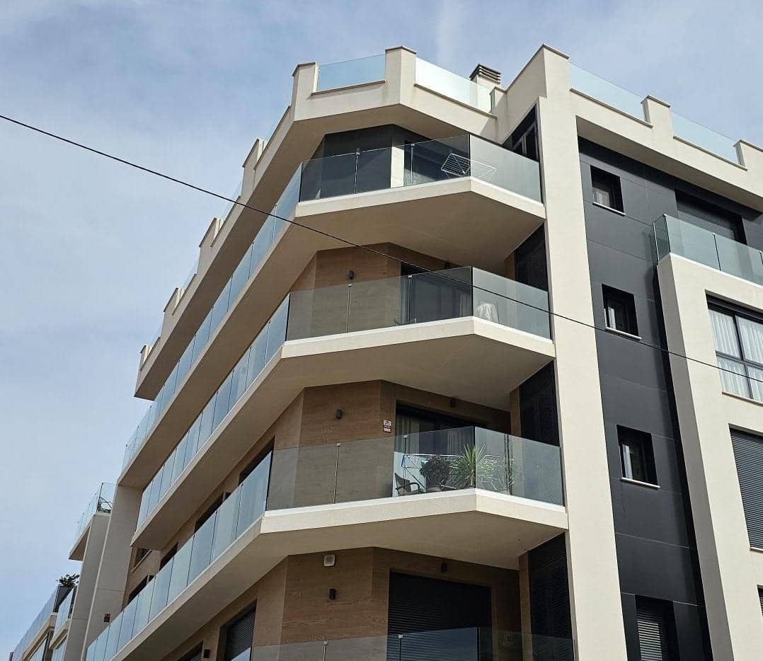 3 chambre Penthouse à vendre à Guardamar del Segura avec garage - 440 000 € (Ref: 9820441)