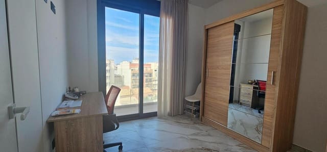 3 sypialnia Penthouse na sprzedaż w Guardamar del Segura z garażem - 440 000 € (Ref: 9820441)
