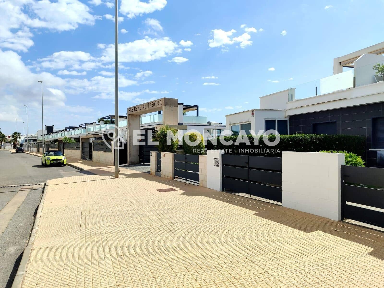 3 sypialnia Dom szeregowy na sprzedaż w Orihuela Costa z basenem garażem - 410 000 € (Ref: 9822843)
