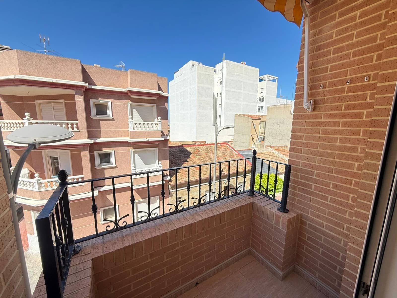 2 sypialnia Apartament na sprzedaż w Guardamar del Segura - 147 000 € (Ref: 9829035)