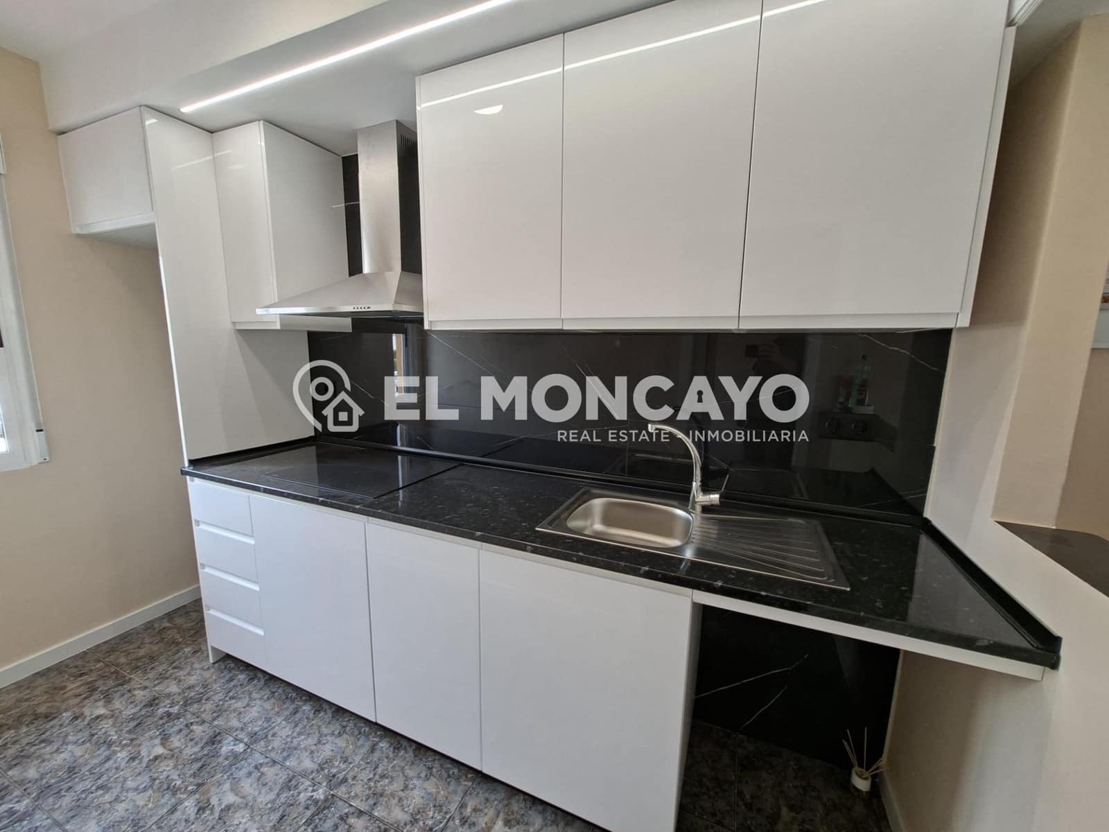 2 soveværelse Rækkehus til salg i Orihuela Costa med swimmingpool - € 179.000 (Ref: 9829037)