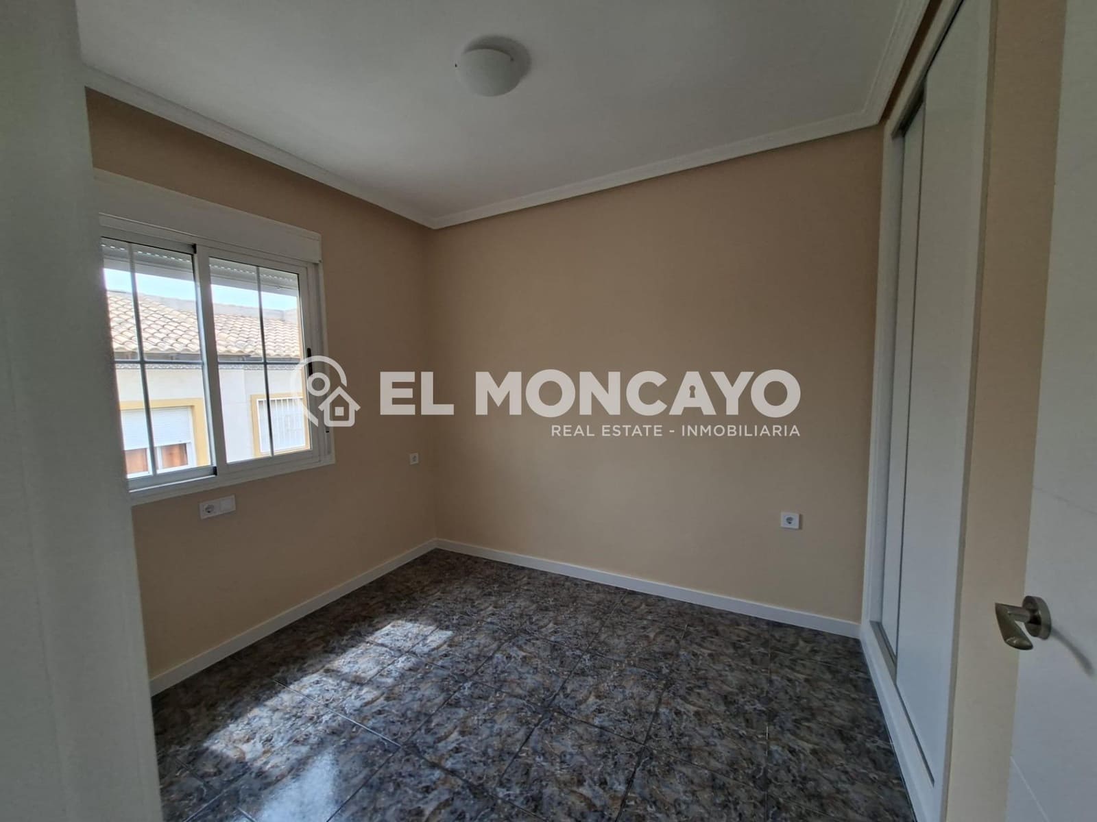 2 soveværelse Rækkehus til salg i Orihuela Costa med swimmingpool - € 179.000 (Ref: 9829037)