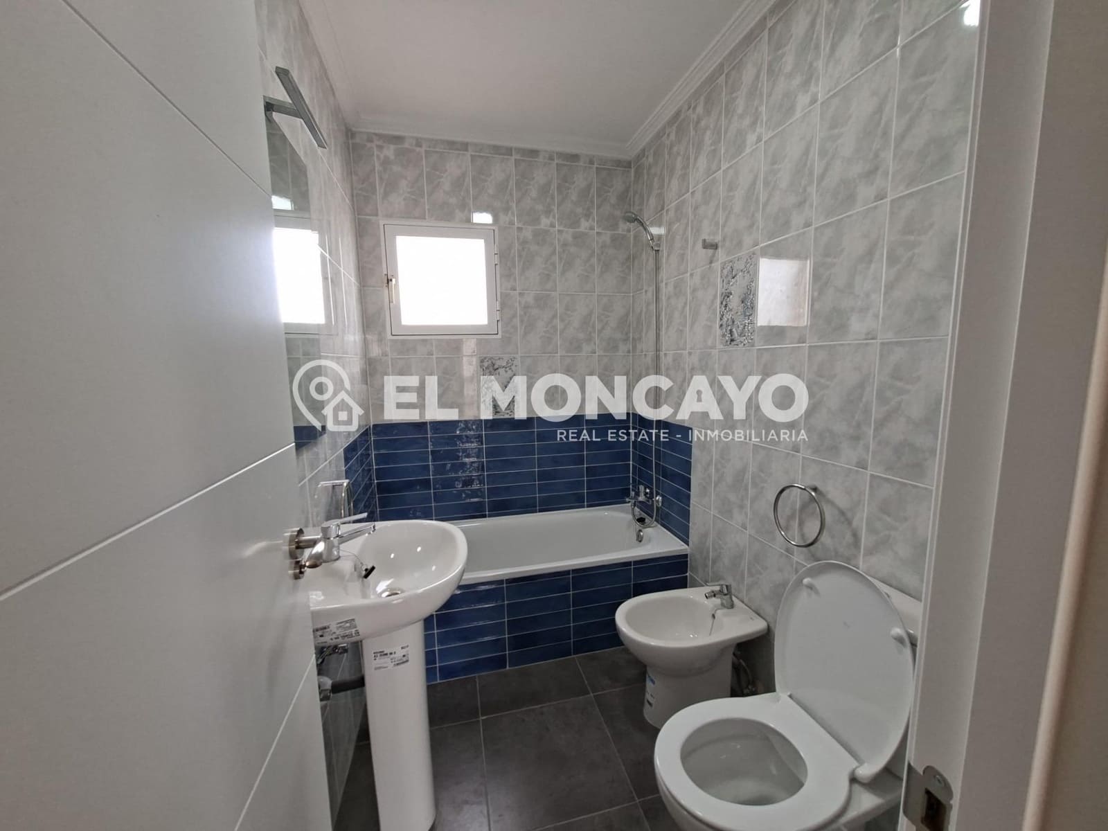 2 soveværelse Rækkehus til salg i Orihuela Costa med swimmingpool - € 179.000 (Ref: 9829037)
