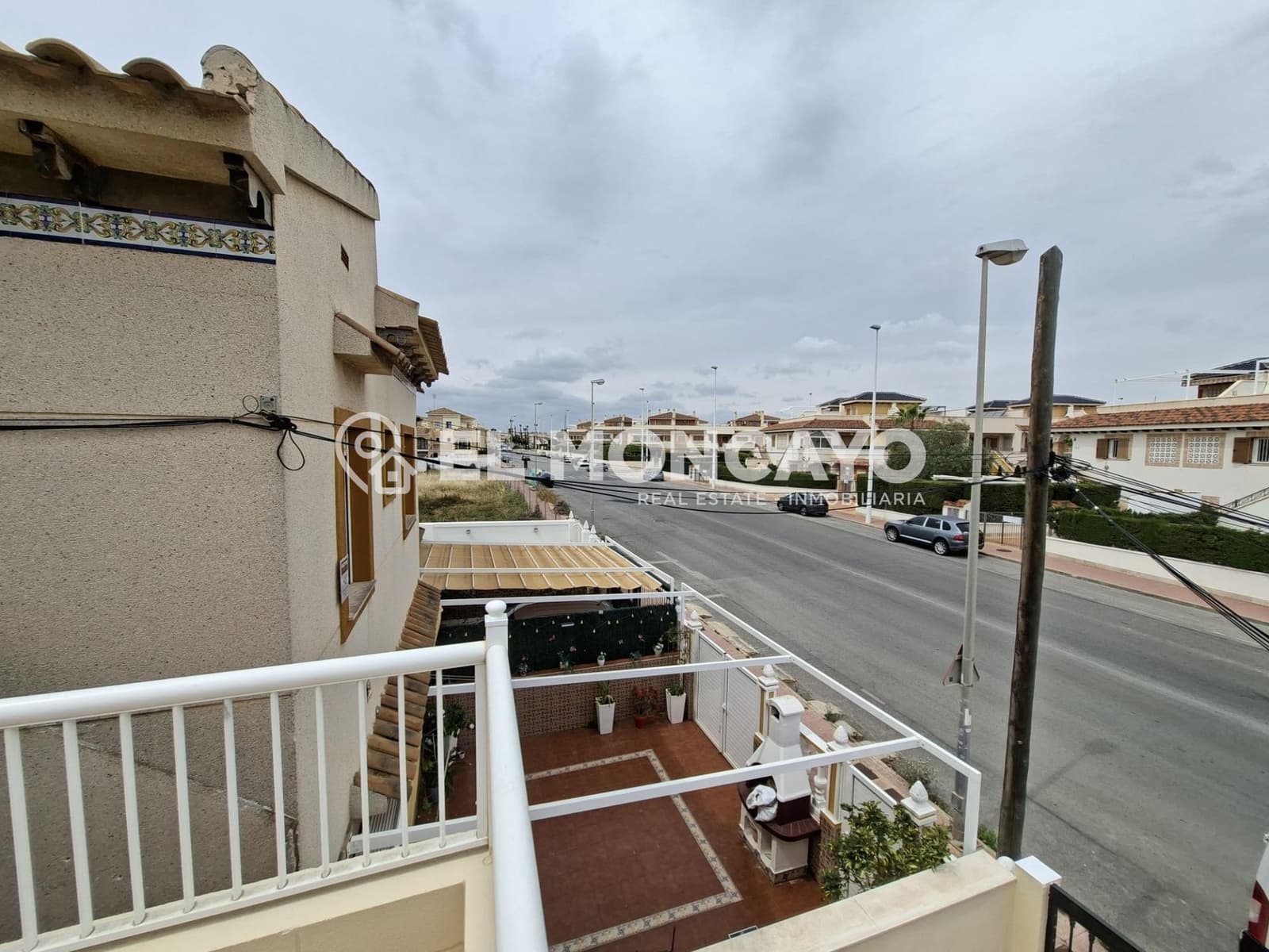 2 soveværelse Rækkehus til salg i Orihuela Costa med swimmingpool - € 179.000 (Ref: 9829037)