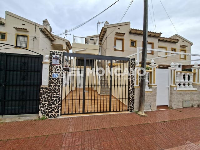 2 soveværelse Rækkehus til salg i Punta Prima, Orihuela med swimmingpool - € 179.000 (Ref: 9829037)