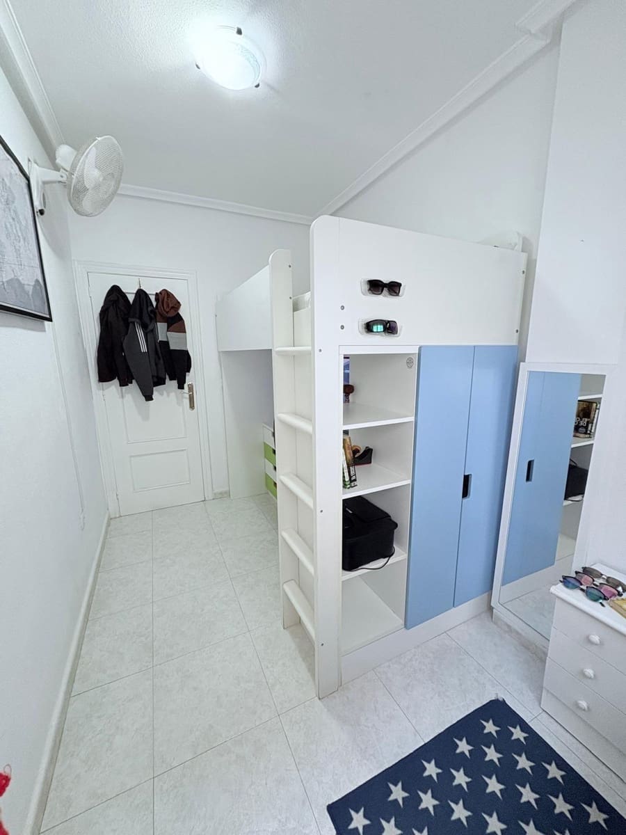 3 soveværelse Rækkehus til salg i Aguas Nuevas med swimmingpool - € 189.900 (Ref: 9831300)