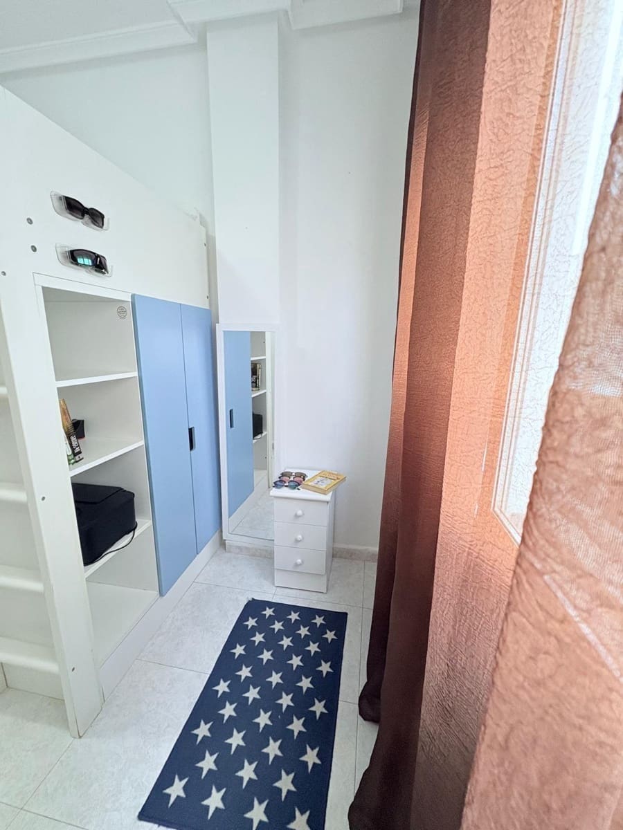 3 soveværelse Rækkehus til salg i Aguas Nuevas med swimmingpool - € 189.900 (Ref: 9831300)