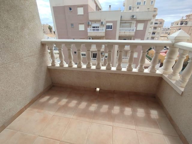 2 quarto Apartamento para venda em Playa del Cura, Torrevieja com piscina - 125 000 € (Ref: 9843340)