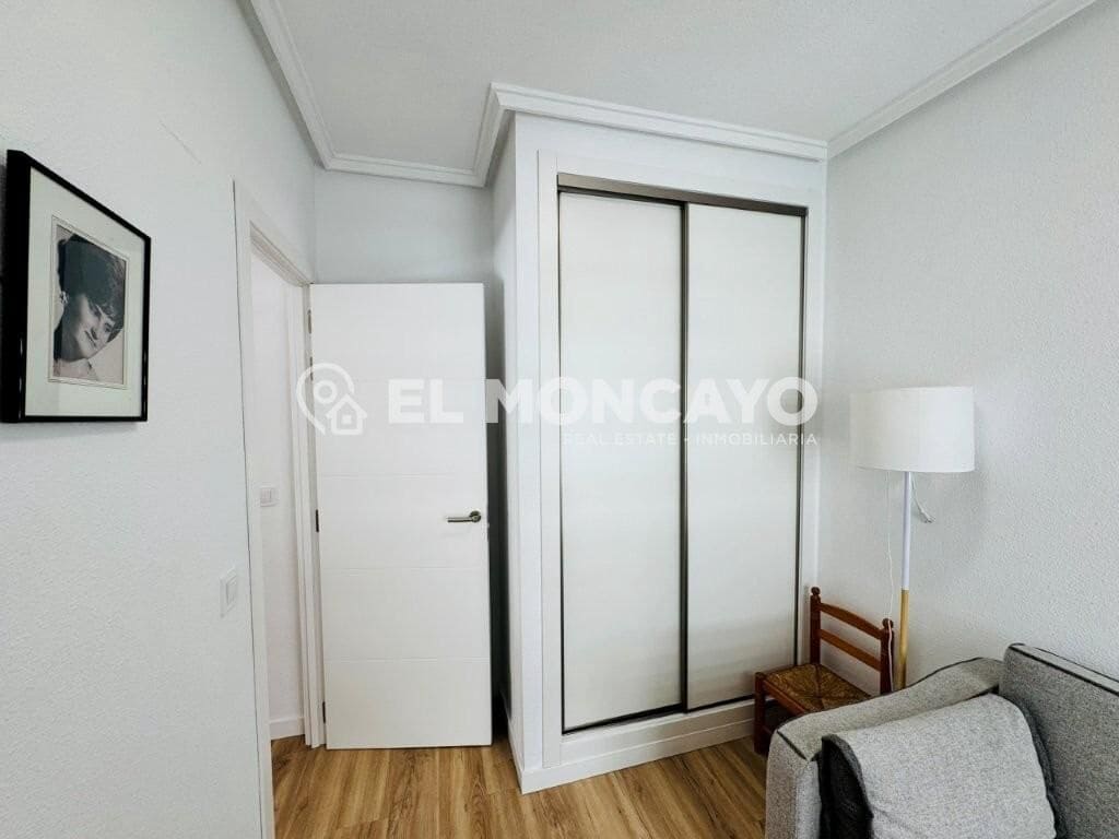 2 bedroom Apartment for sale in Guardamar del Segura with garage - € 169,000 (Ref: 9846175)
