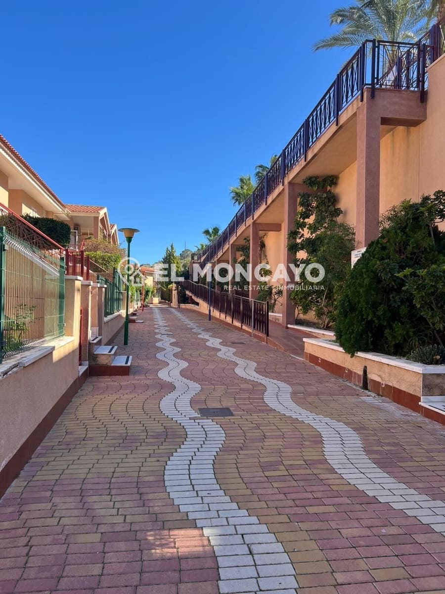 2 bedroom Terraced Villa for sale in Gran Alacant with pool garage - € 280,000 (Ref: 9846176)