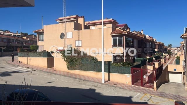 2 soveværelse Rækkehus til salg i Gran Alacant, Santa Pola med swimmingpool garage - € 280.000 (Ref: 9846176)