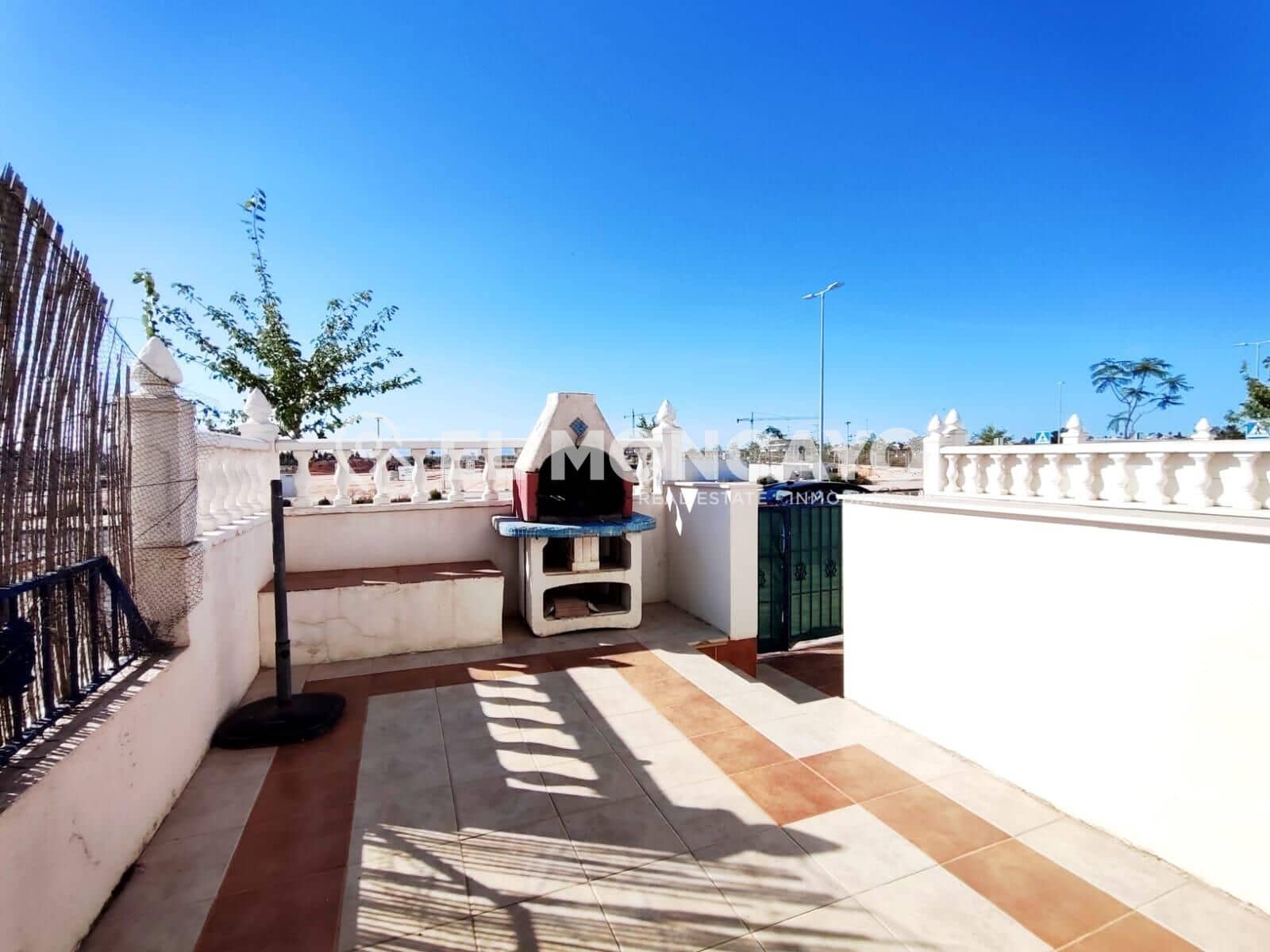 2 bedroom Bungalow for sale in El Limonar with pool - € 147,000 (Ref: 9849286)