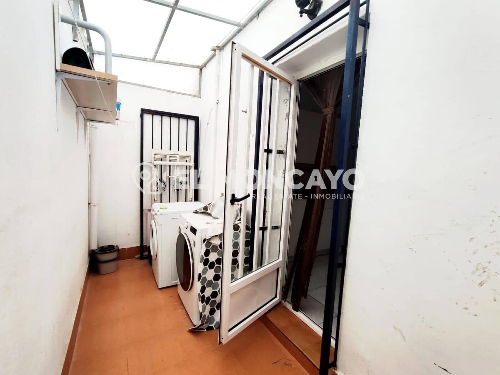 2 bedroom Bungalow for sale in El Limonar with pool - € 147,000 (Ref: 9849286)