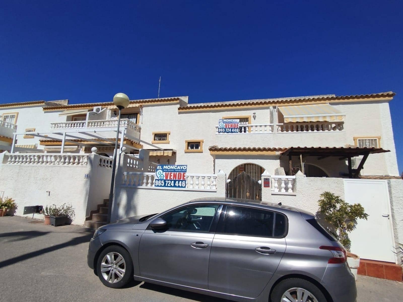 2 sovrum Radhus till salu i Gran Alacant med pool - 210 000 € (Ref: 9855377)