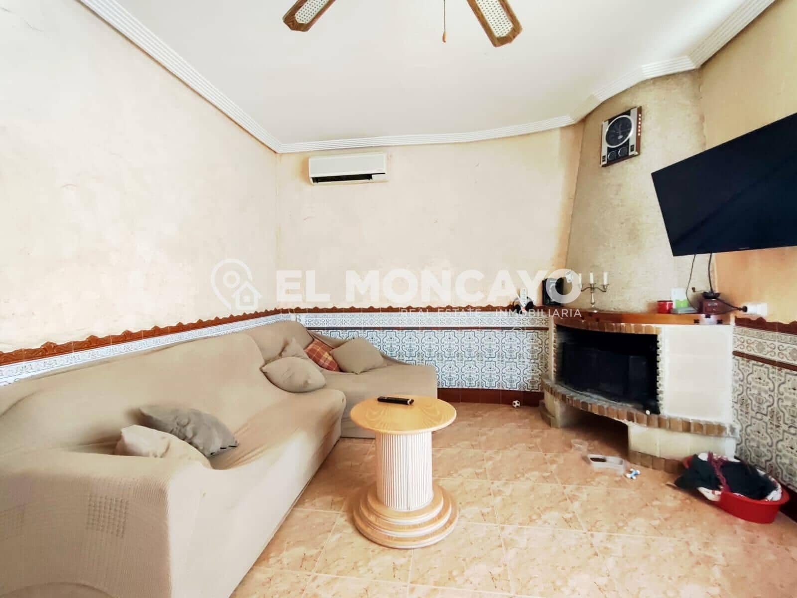 5 quarto Casa em Banda para venda em San Isidro com piscina garagem - 325 000 € (Ref: 9861833)