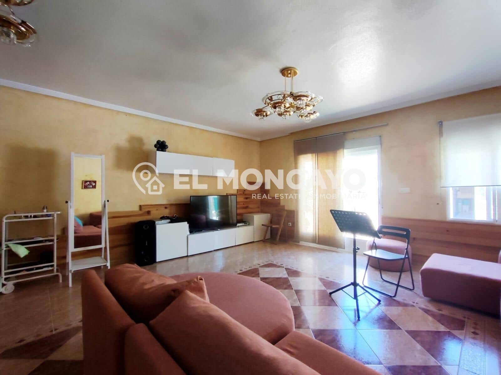 5 quarto Casa em Banda para venda em San Isidro com piscina garagem - 325 000 € (Ref: 9861833)