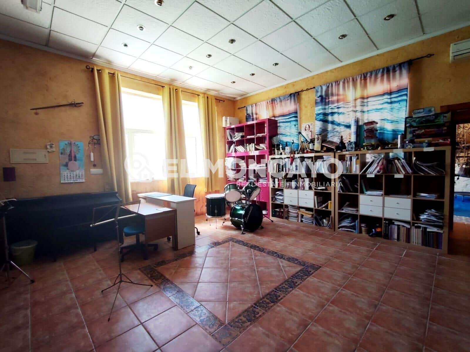 5 quarto Casa em Banda para venda em San Isidro com piscina garagem - 325 000 € (Ref: 9861833)