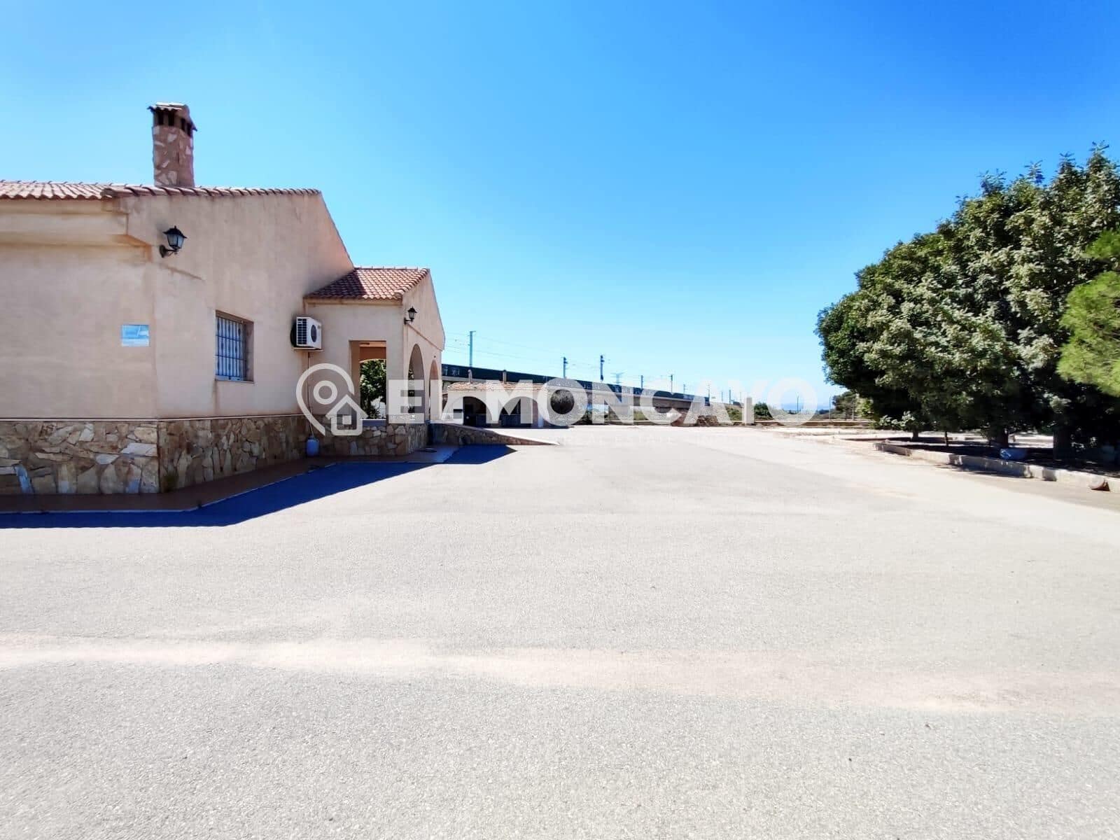 3 bedroom Finca/Country House for sale in Crevillente / Crevillent with garage - € 295,000 (Ref: 9865131)