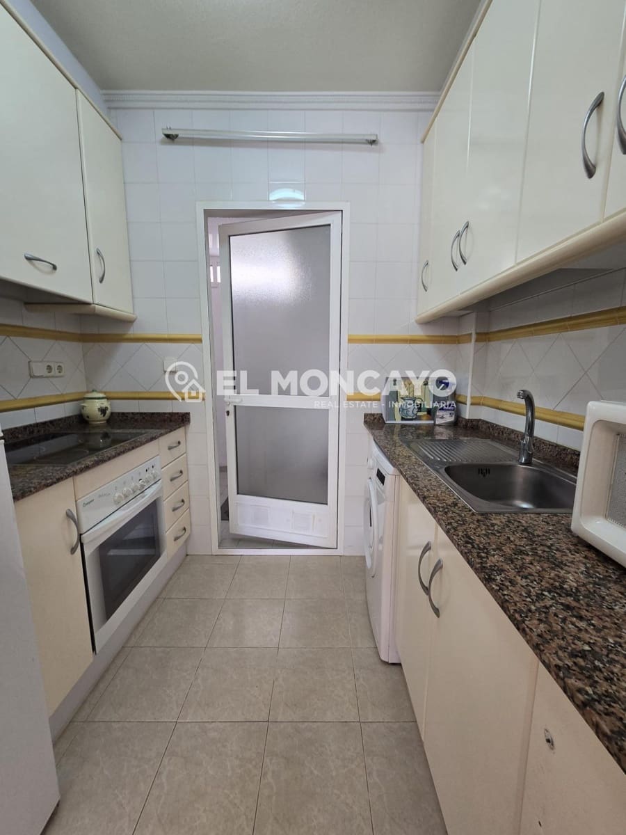 2 bedroom Terraced Villa for sale in Torrevieja with pool - € 157,500 (Ref: 9866940)