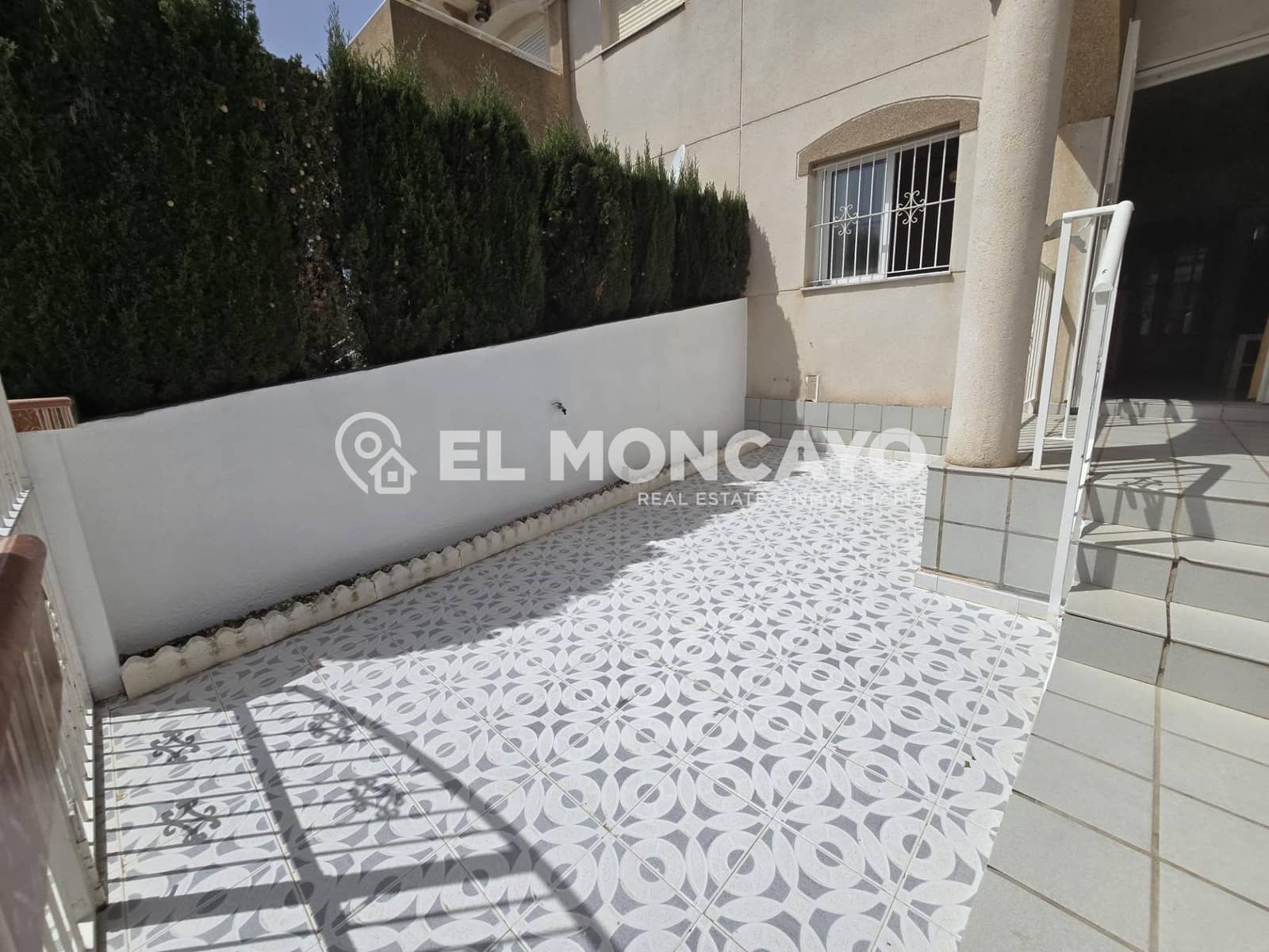 2 bedroom Terraced Villa for sale in Torrevieja with pool - € 157,500 (Ref: 9866940)