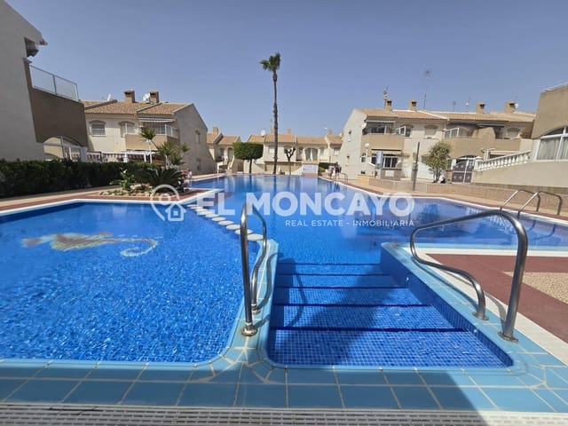 2 sypialnia Dom szeregowy na sprzedaż w Torrevieja z basenem - 157 500 € (Ref: 9866940)