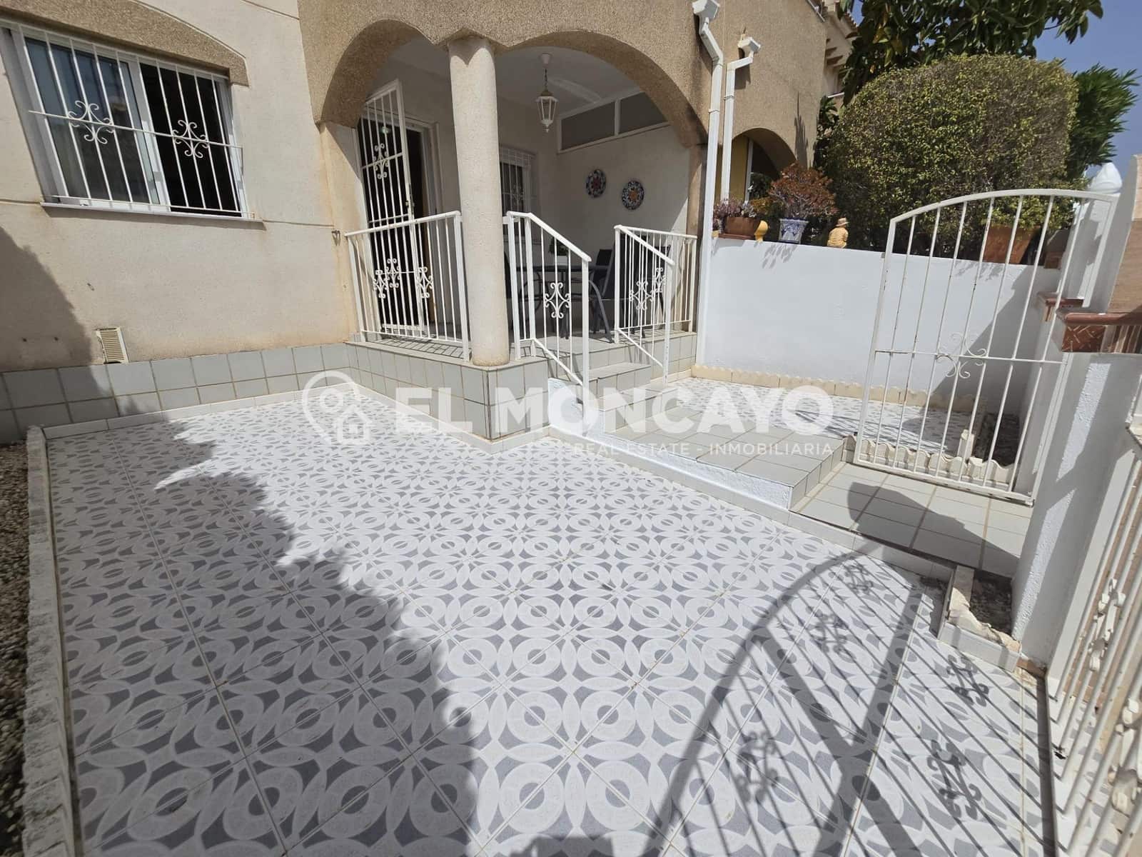 2 bedroom Terraced Villa for sale in Torrevieja with pool - € 157,500 (Ref: 9866940)