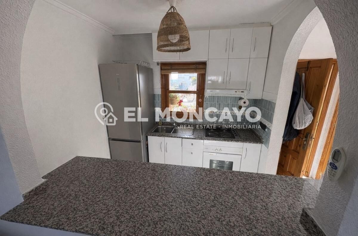 3 soveværelse Rækkehus til salg i Rojales med swimmingpool - € 215.000 (Ref: 9873431)