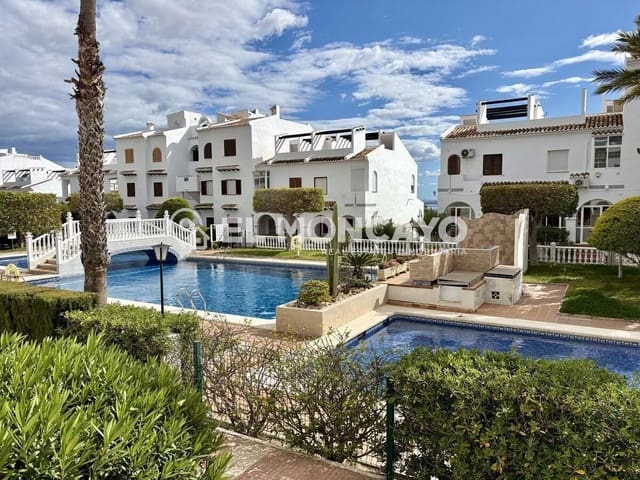 3 soveværelse Rækkehus til salg i Rojales med swimmingpool - € 215.000 (Ref: 9873431)
