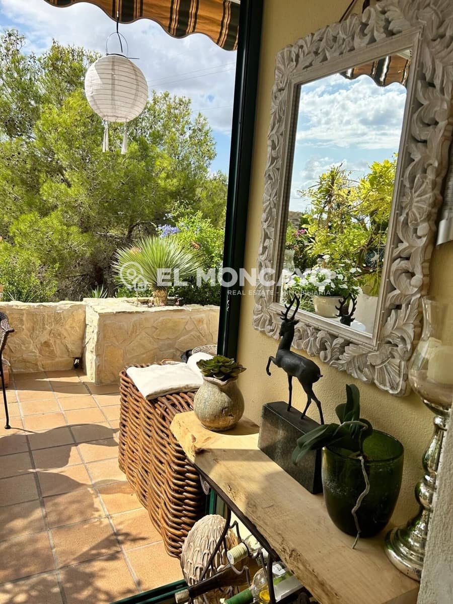 2 makuuhuone Rivitalo myytävänä paikassa Orihuela Costa mukana uima-altaan - 249 000 € (Ref: 9881889)