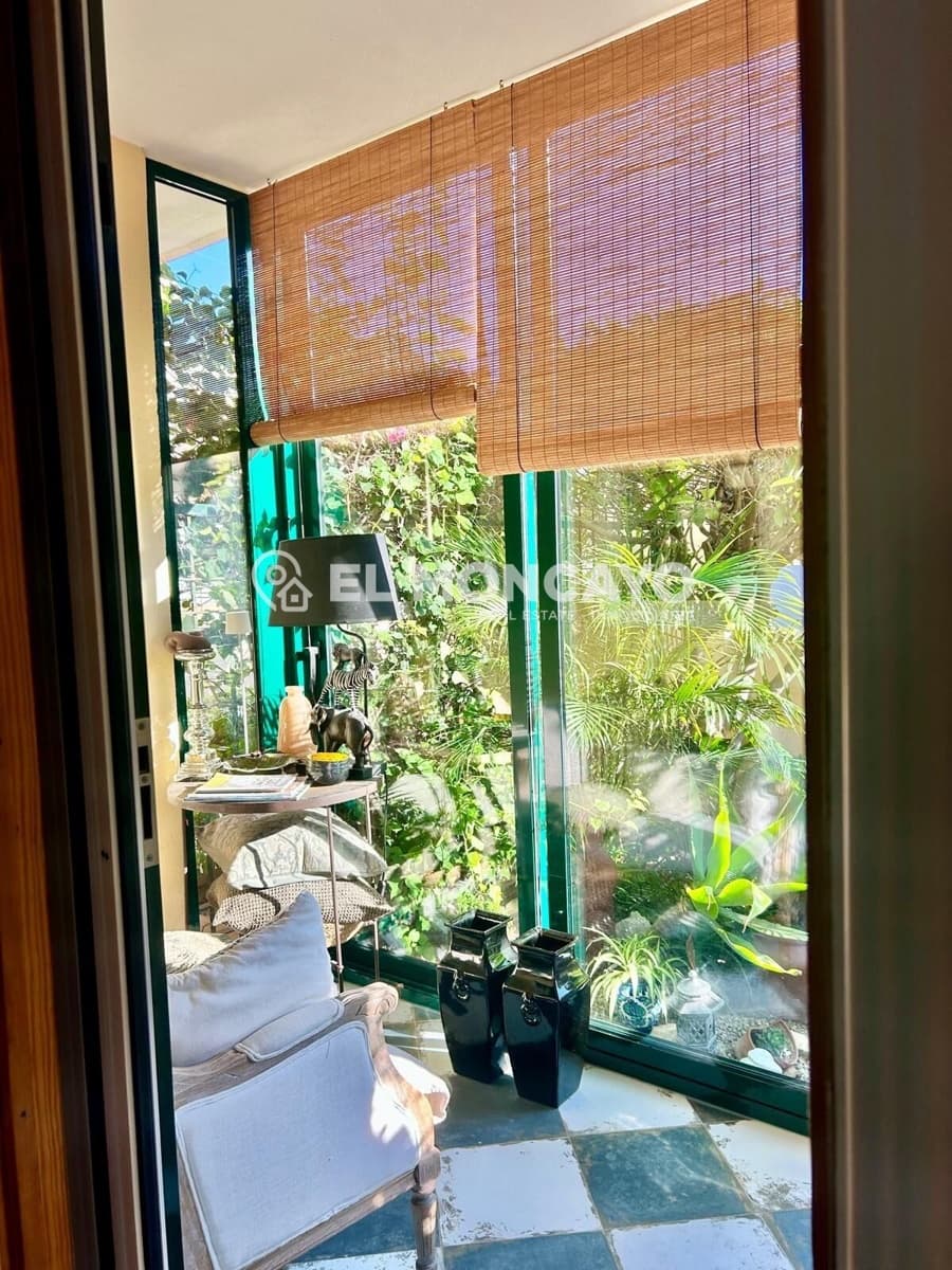 2 makuuhuone Rivitalo myytävänä paikassa Orihuela Costa mukana uima-altaan - 249 000 € (Ref: 9881889)