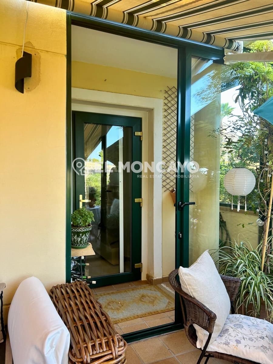 2 makuuhuone Rivitalo myytävänä paikassa Orihuela Costa mukana uima-altaan - 249 000 € (Ref: 9881889)