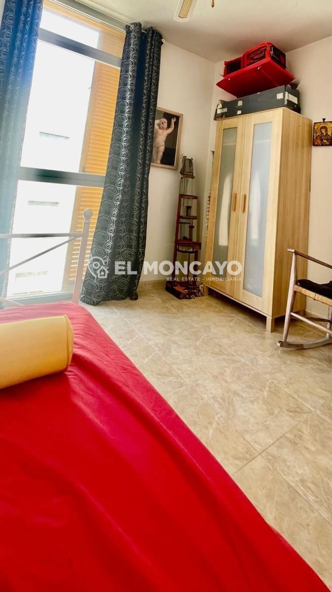 2 soverom Penthouse til salgs i El Altet - € 179 000 (Ref: 9888059)