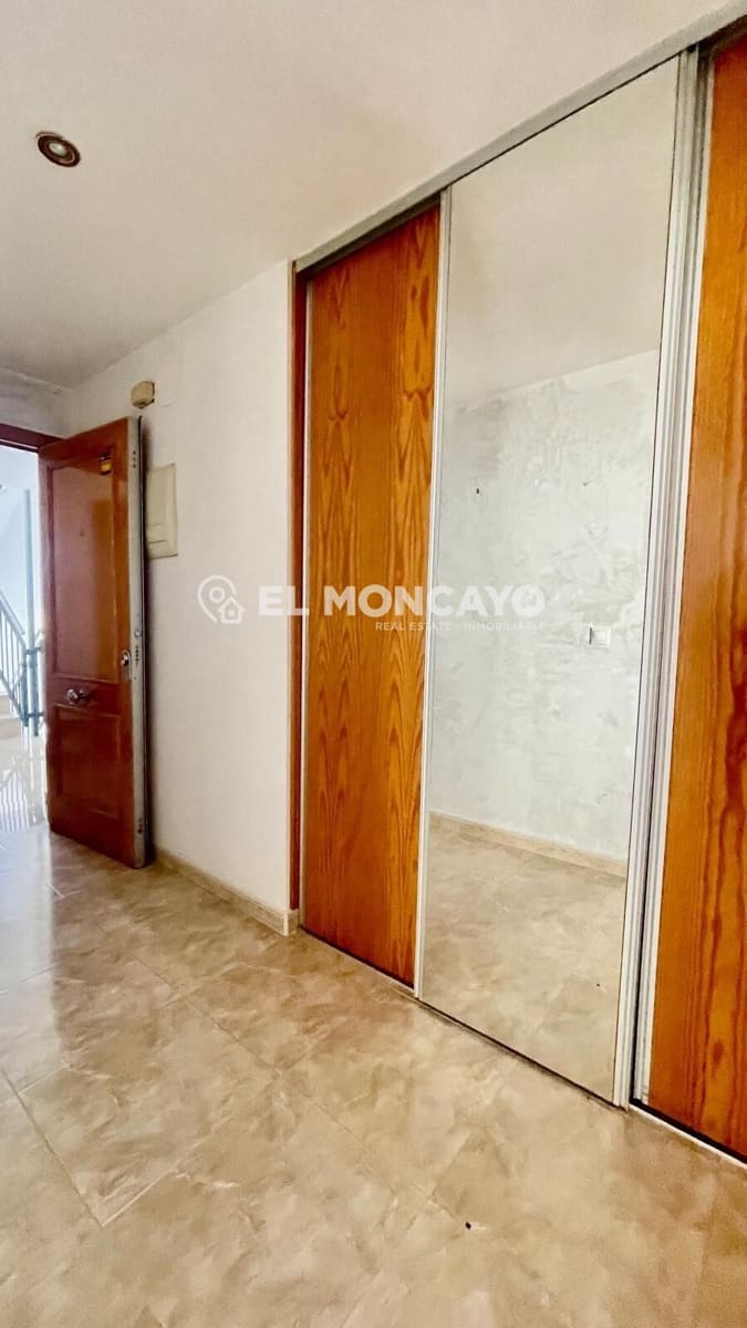 2 soverom Penthouse til salgs i El Altet - € 179 000 (Ref: 9888059)