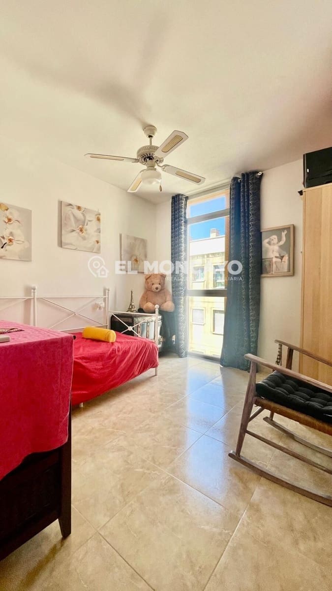 2 soverom Penthouse til salgs i El Altet - € 179 000 (Ref: 9888059)