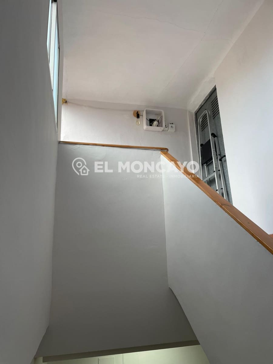 4 soveværelse Byhus til salg i Albatera - € 131.900 (Ref: 9888066)
