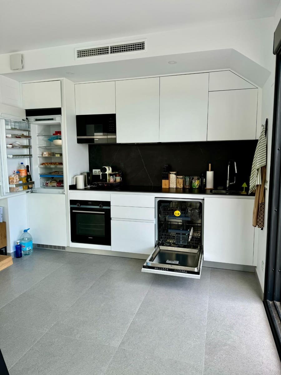 4 soveværelse Villa til salg i Guardamar del Segura med swimmingpool garage - € 569.900 (Ref: 9890326)